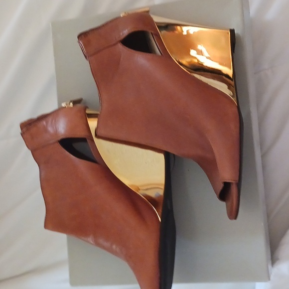 Jessica Simpson's brown leather boots size 8 nwt - Picture 2 of 3